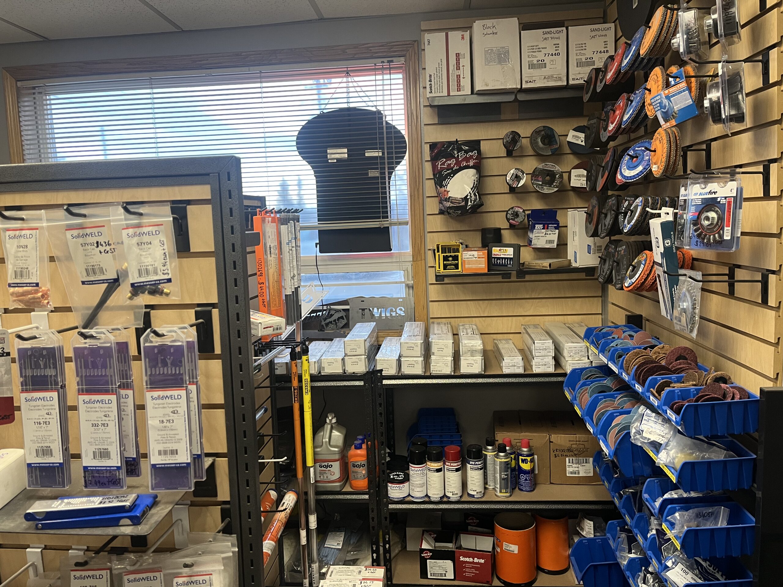 Industrial-Retail-20241224_170530251_iOS
